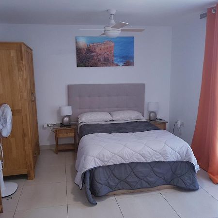 Estudio nuevo con baño, cocina y gran terraza Los Realejos Exterior foto